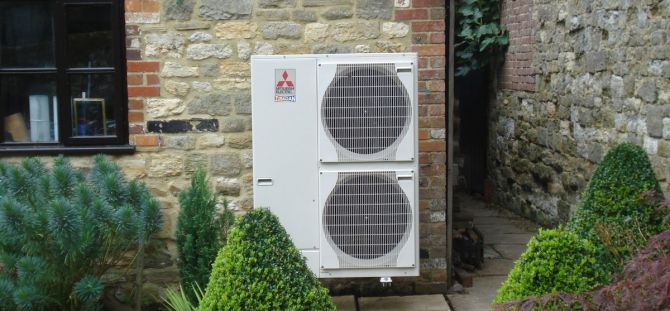 The use of a heat pump in a house: pros and cons
