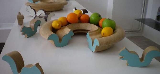 Vaas voor fruit: decoratie of handige gebruiksvoorwerpen (26 foto's)