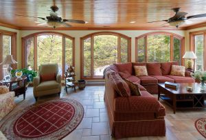 Plafond sur la véranda: matériaux appropriés pour l'isolation et la décoration (27 photos)