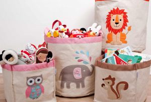 Ideer til opbevaring af legetøj i et børneværelse (95 fotos)