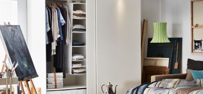 Wardrobe Pax from Ikea in the interior - compactness of simple forms (21 photos)
