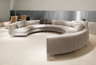 Γύρος καναπές - ένα λειτουργικό μοντέλο για το υπνοδωμάτιο, την κουζίνα και το σαλόνι (22 φωτογραφίες)