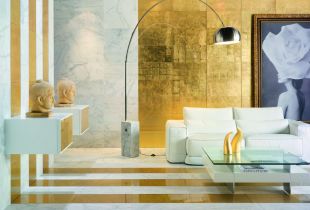 Golden interior (18 photos): fashionable tones and combinations