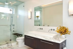 Interiør på badet: hvordan du opprettholder stilen i et rom i alle størrelser (58 bilder)