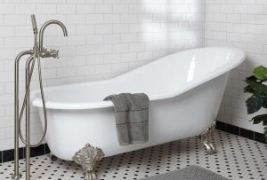 Badekar i støbejern: yndefuld holdbarhed (24 fotos)