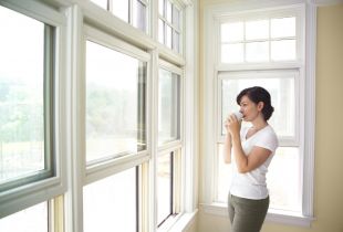 Πώς να επιλέξετε τα παράθυρα σε ένα διαμέρισμα ή ένα σπίτι: σημαντικά σημεία