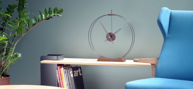 Comment utiliser une horloge murale à l'intérieur du salon? (33 photos)