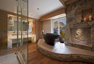 Πέτρινο μπάνιο και πέτρινα πλακάκια εσωτερικό (19 φωτογραφίες)