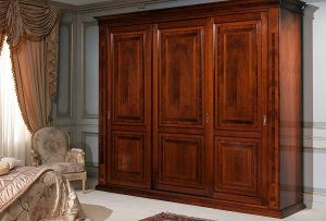 Armoire durable et fiable en bois massif: des avantages indéniables (22 photos)