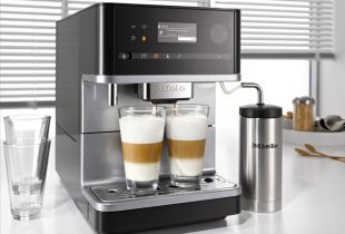 Πώς να επιλέξετε μια μηχανή καφέ για να κάνετε νόστιμο και αρωματικό καφέ;