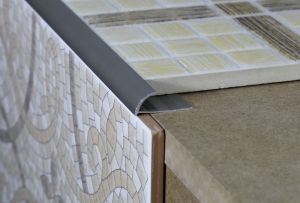 Hjørne til fliser: faktisk udsmykning (22 fotos)