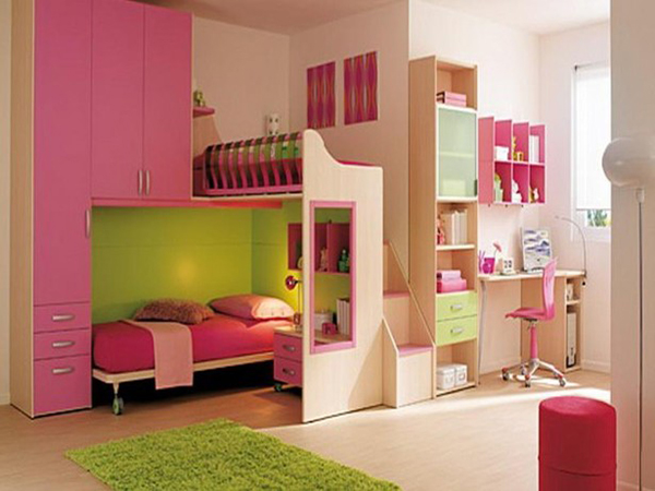 Kinderkamer voor twee meisjes roze