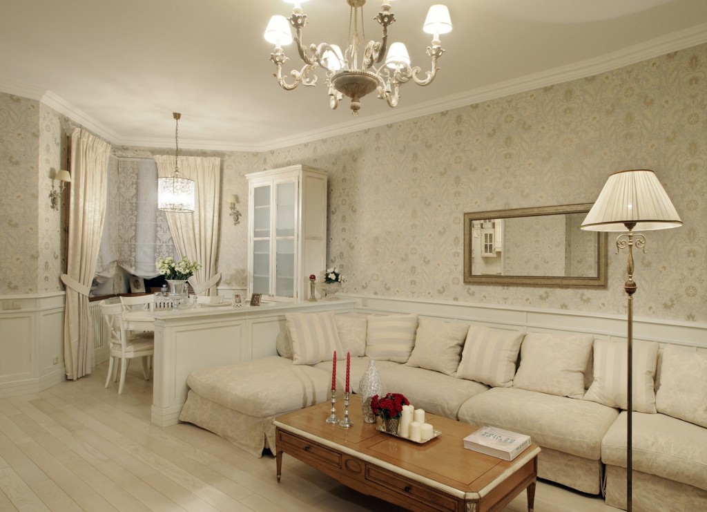 A nappali és az étkező zónozása klasszikus, világos stílusban