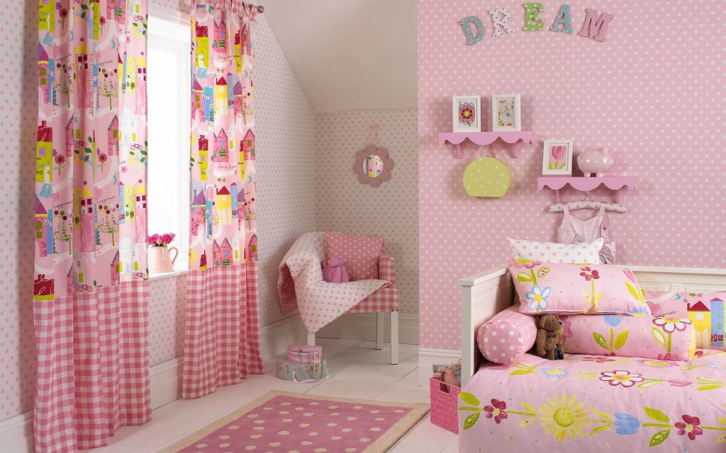 Polka dot wallpaper in a girl's room