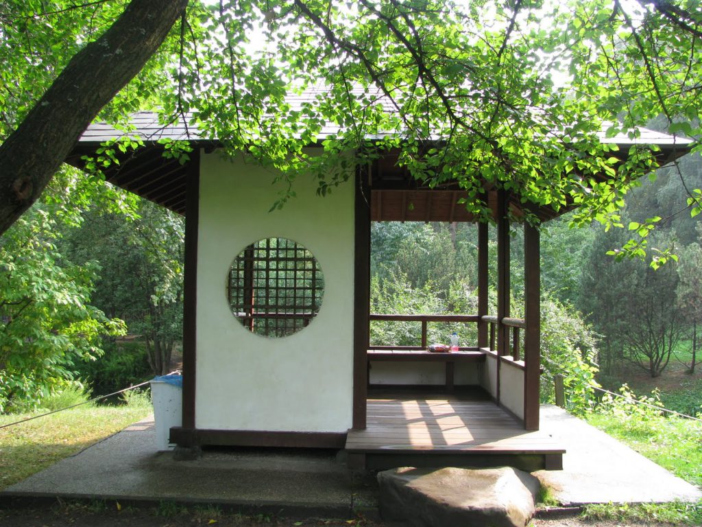 Pavillon im chinesischen Stil