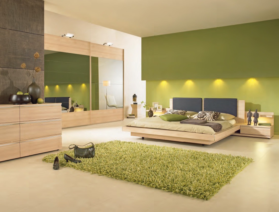 Μπεζ και πράσινο μοντέρνο υπνοδωμάτιο