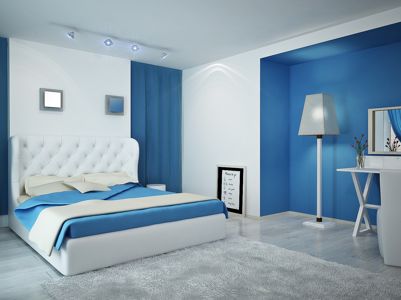 Διαφορετικοί τύποι φωτισμού σε ένα μπλε και λευκό υπνοδωμάτιο