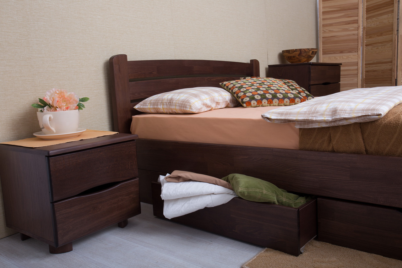 Κρεβάτι από συμπαγές ξύλο με συρτάρια
