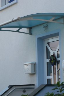 Metal ve polikarbonattan modern vizör