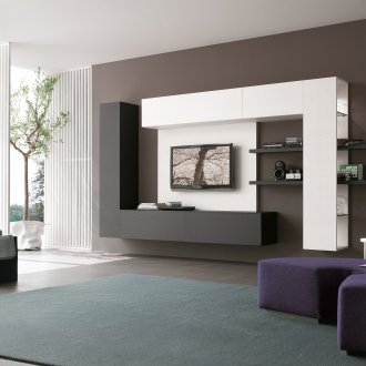 Prateleiras minimalistas em preto e branco da sala de estar com grandes janelas.