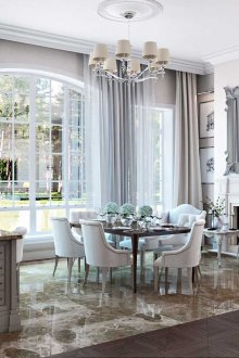 Sala de estar em estilo clássico, cinza e branco