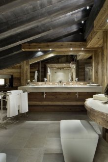 Salle de bain dans un chalet
