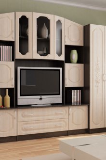 Classica parete beige in soggiorno
