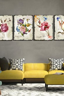 Sarı-gri oturma odasında güzel resimler