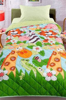 Colcha multicolor en el diseño de la cuna