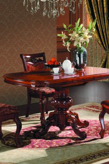 Mesa de jantar e cadeiras de nogueira vermelha
