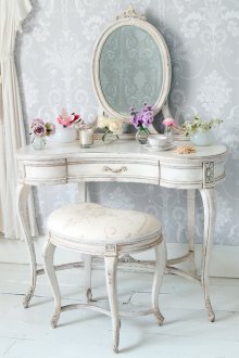 Shabby chic tarzı güzel tuvalet Masası