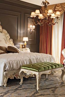 Luxuriöses klassisches Schlafzimmer