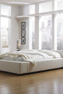 Beige floor in the bedroom