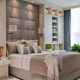 Cozy beige and brown bedroom
