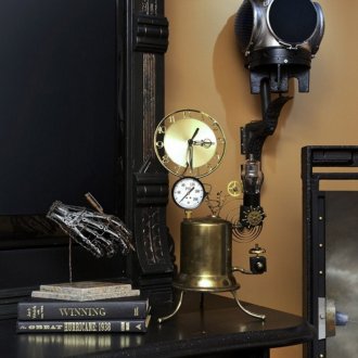 Steampunk masa dekorasyonu