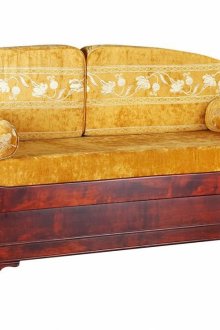 Helles Erle-Sofa