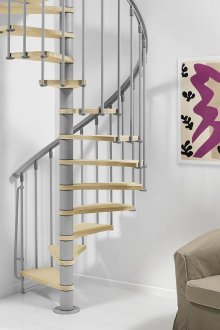 Beigegraue Wendeltreppe