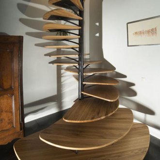 Holzwendeltreppe