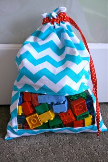 Sac en tissu et film blanc et bleu
