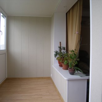 Balkon dekorasyonunda PVC paneller