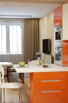 Ruang tamu dapur dengan semenanjung