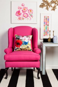 Feng shui tarafından oturma odasında peonies ile boyama