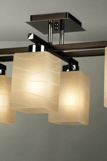 Lustre contemporâneo para teto falso