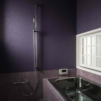 Glass tile