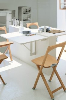 Extendable table