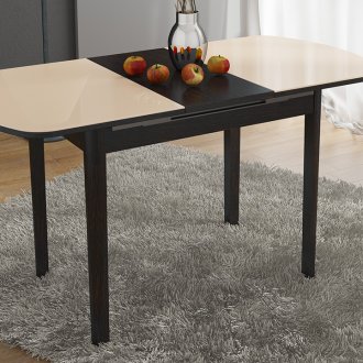 Extendable table