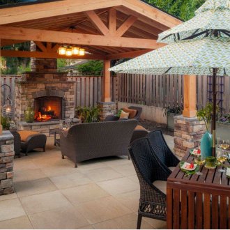 Gazebo avec barbecue