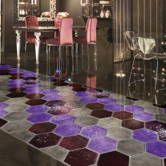 Glass tile