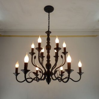 Kronleuchter mit Kerzenlichtern
