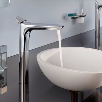 Lavandino del bagno in marmo